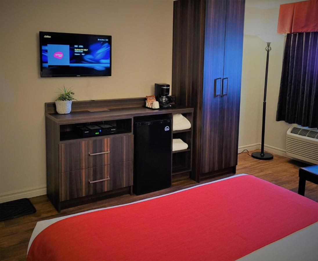 Hotel Et Motel Le Chateauguay Québec Zewnętrze zdjęcie